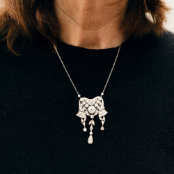 Collier Pendentif en or blanc et diamants