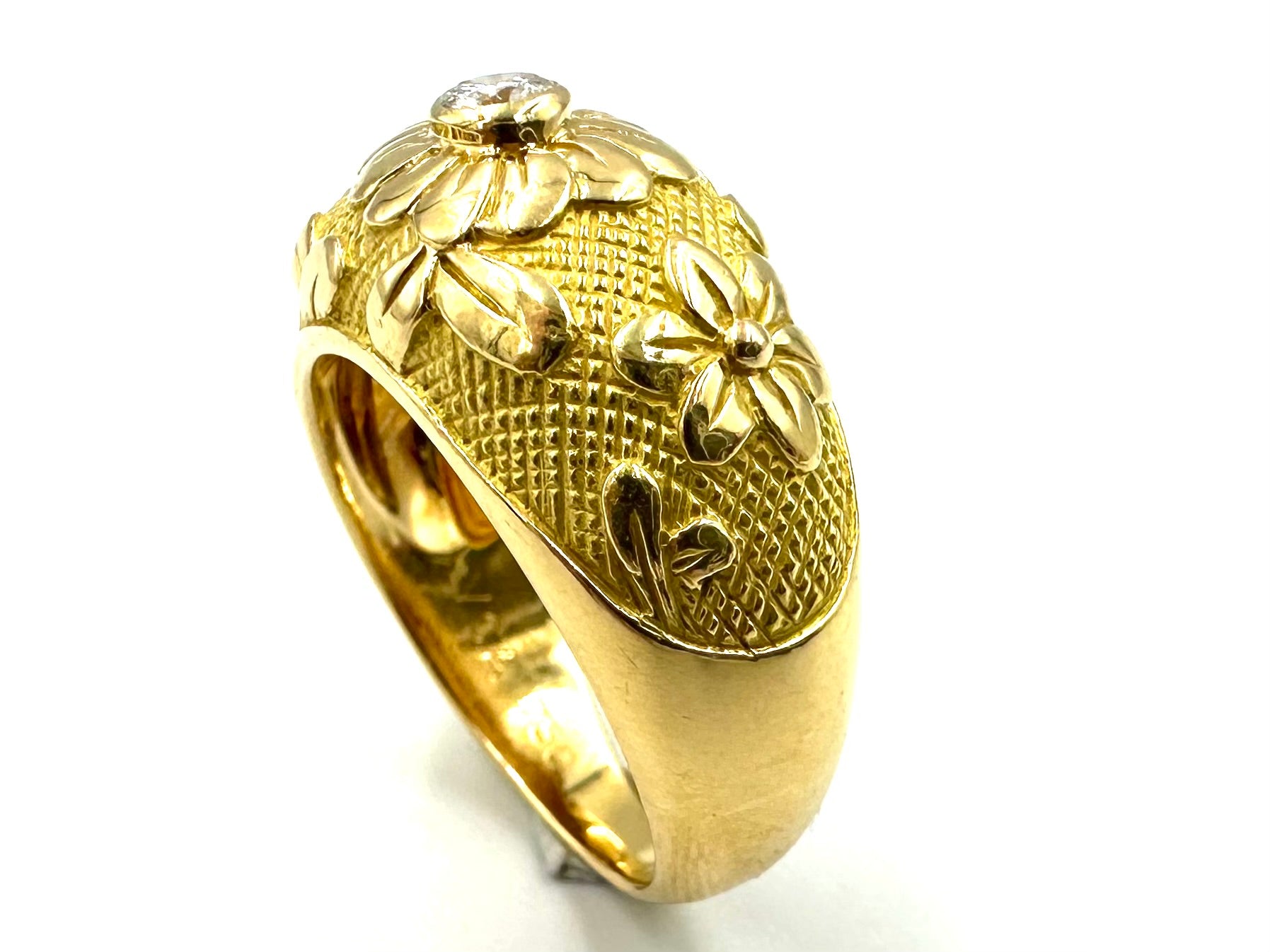 VAN CLEEF & ARPELS ring in yellow gold with diamonds