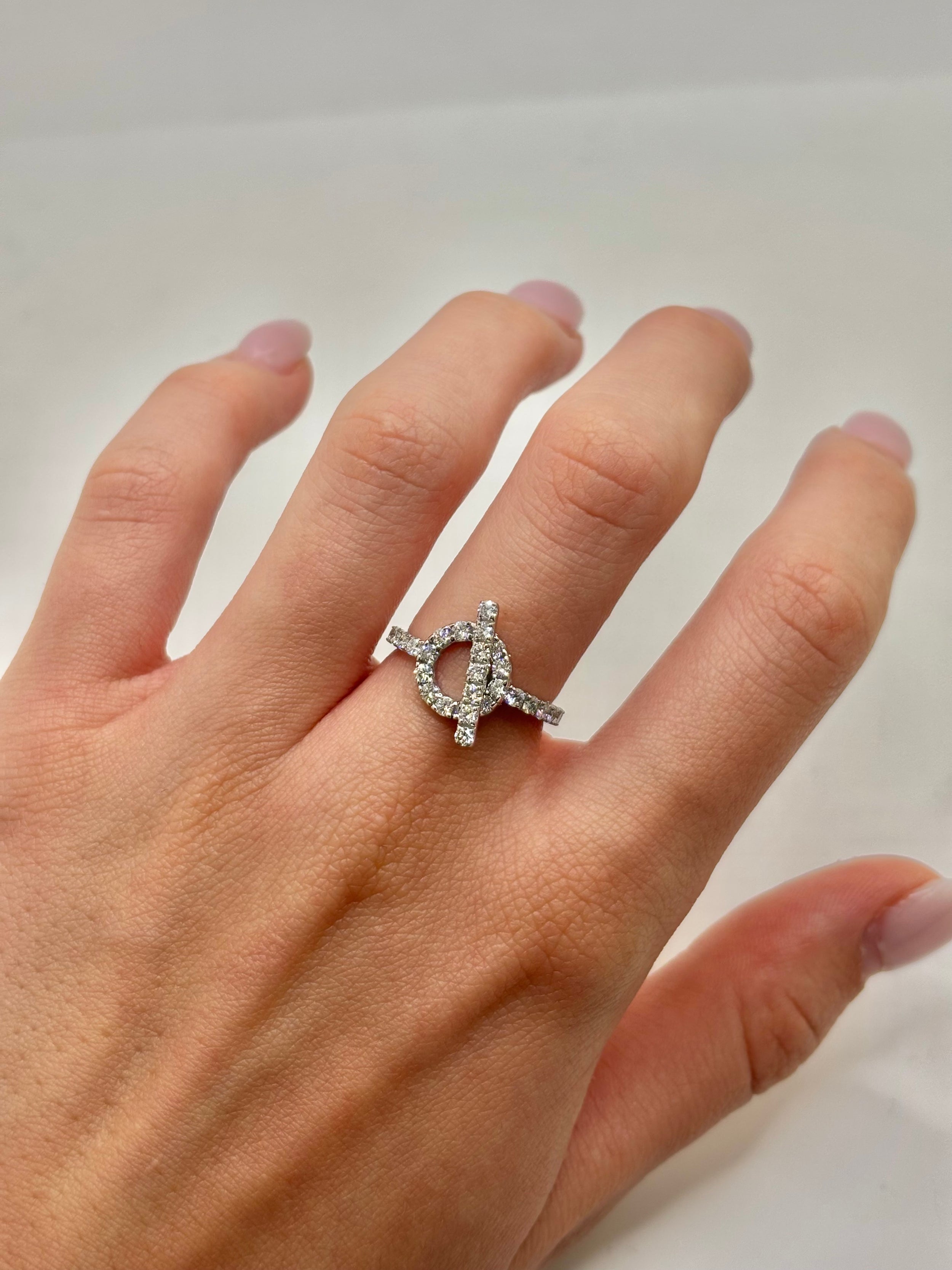 Bague Pavée HERMÈS Finesse en or blanc et diamants