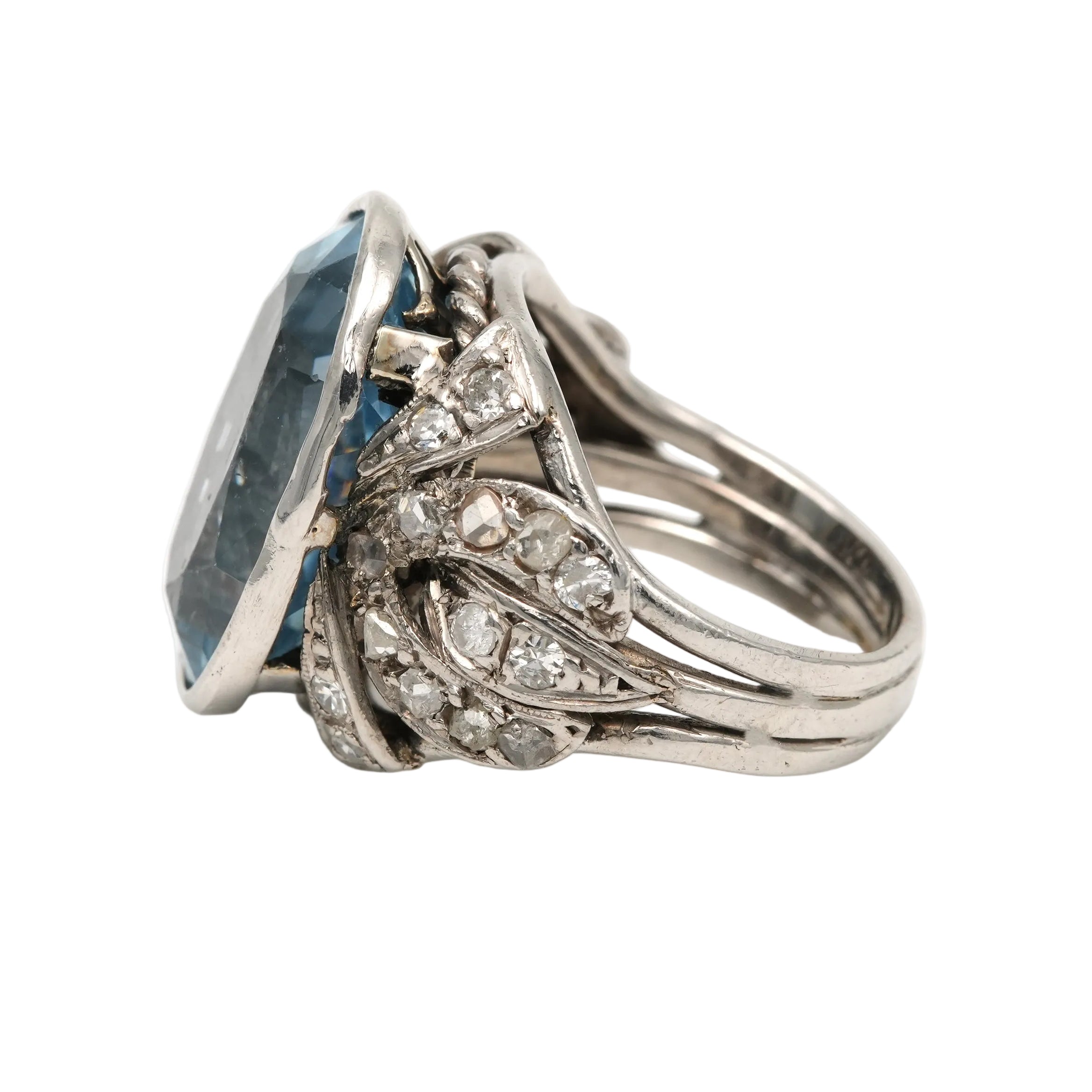 Cocktail Ring in White Gold, Platinum, Spinel, and Diamonds
