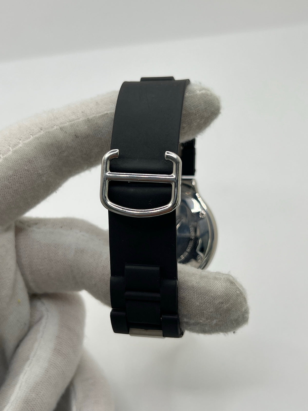 Watch CARTIER "21 Must de Cartier" in steel and rubber