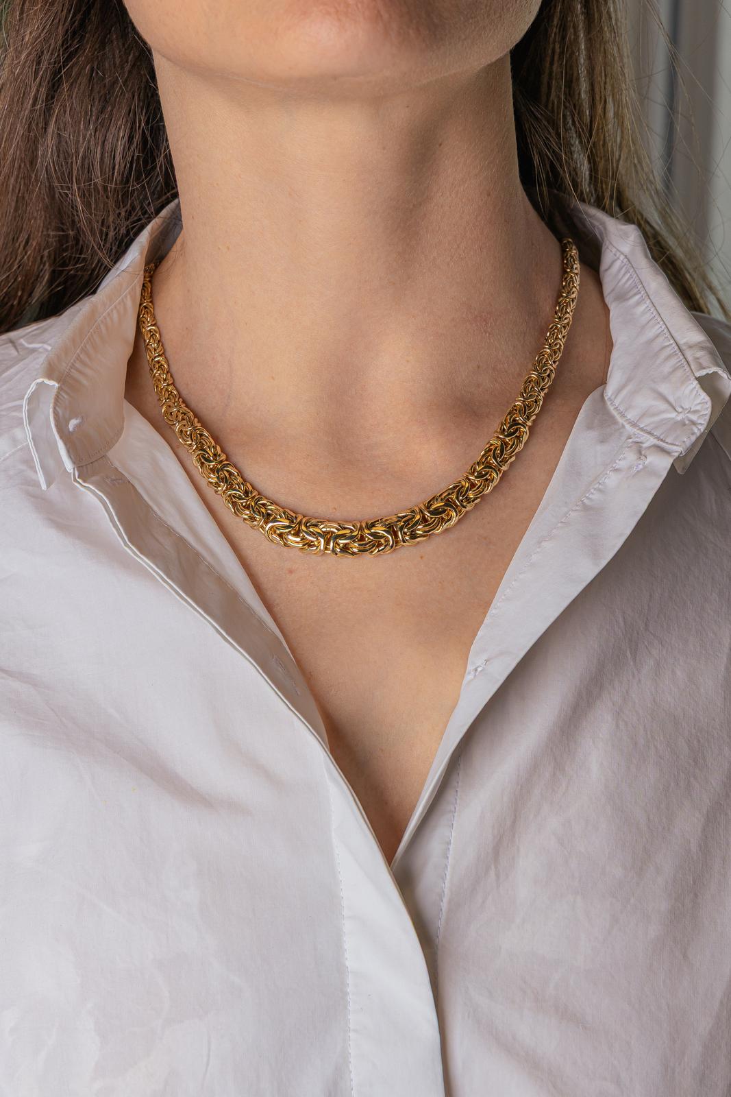 Peruvian Link Necklace in Yellow gold