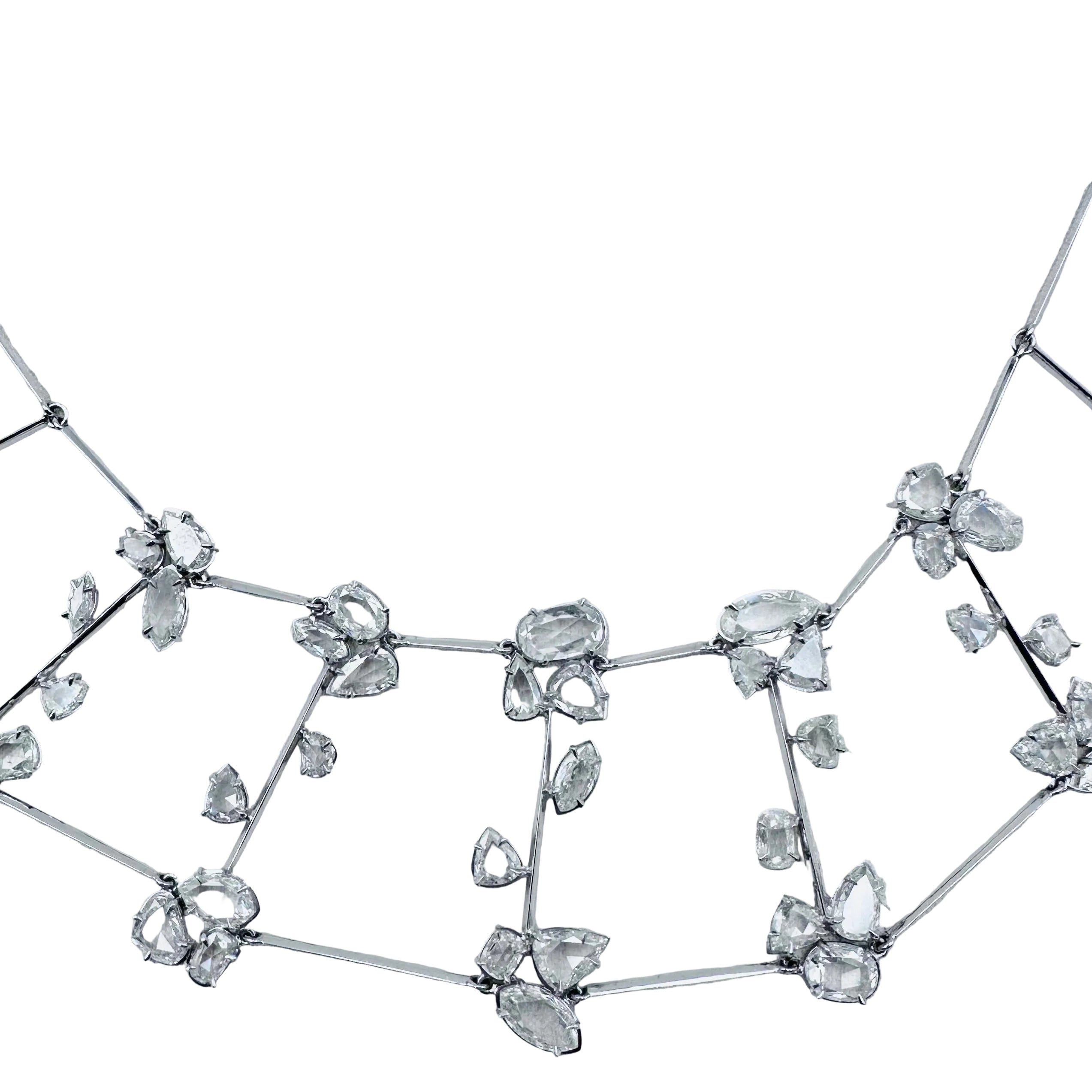 Necklace in white gold and rose-cut diamonds