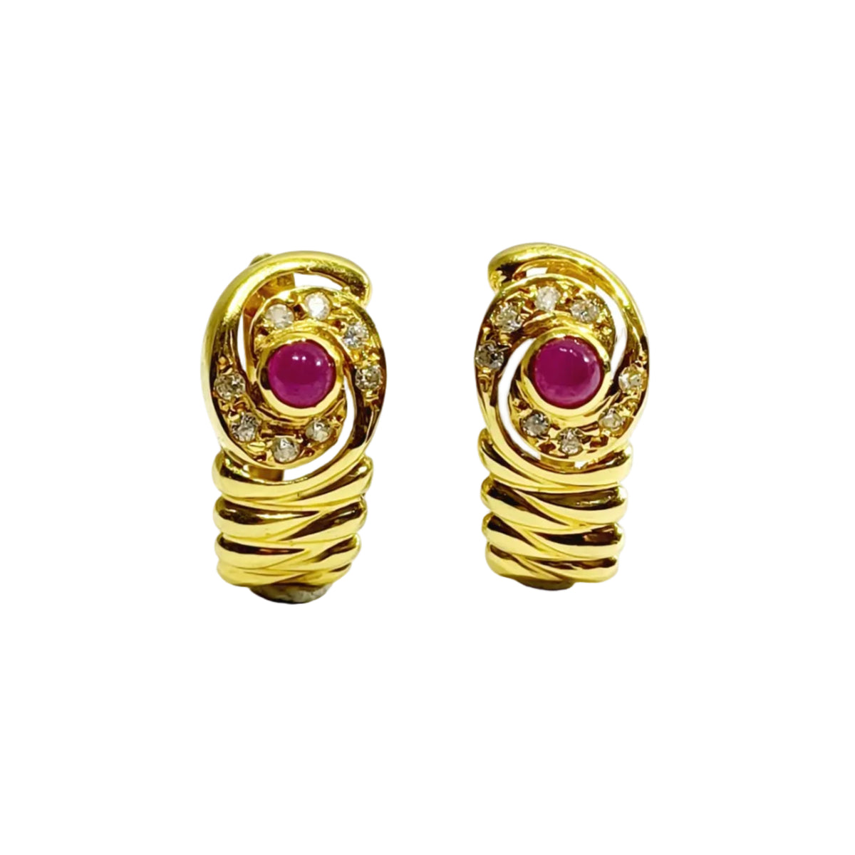 Sleeper earrings in yellow gold, rubies and diamonds