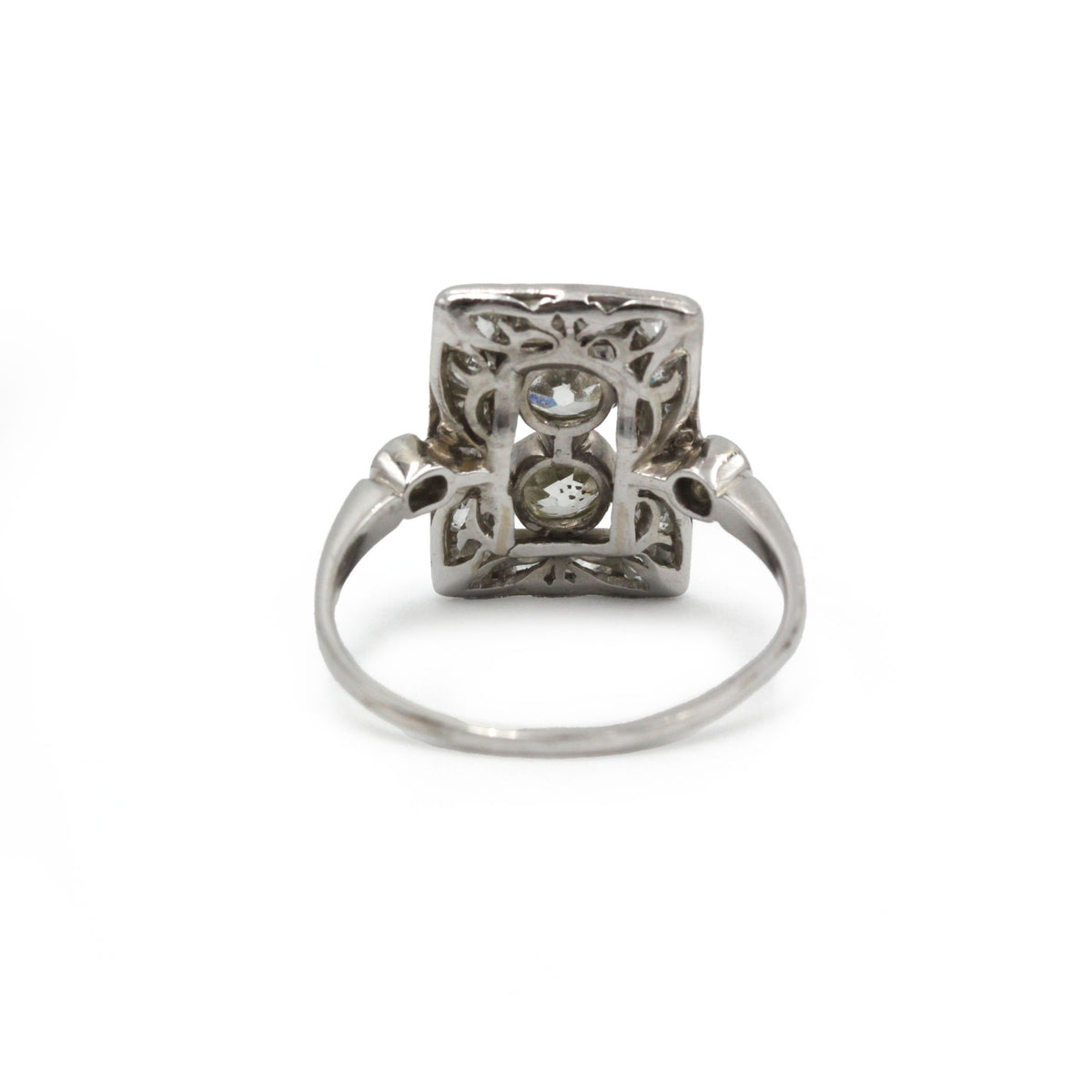 Bague Entourage en or blanc et diamants
