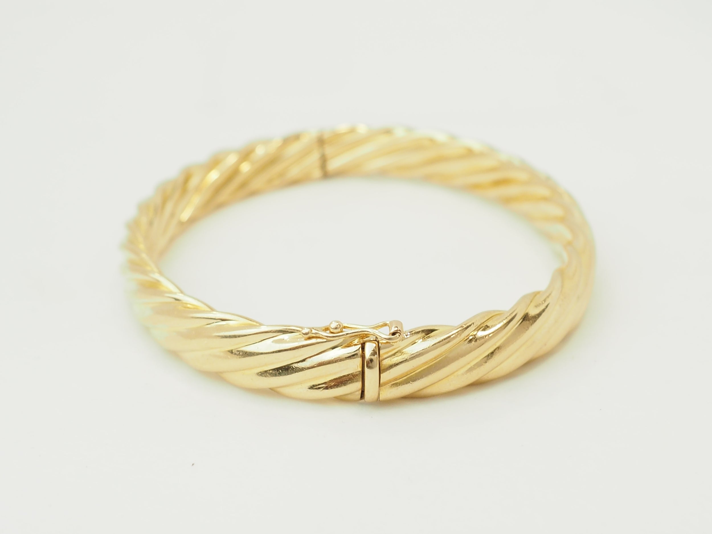 Yellow Gold Bangle Bracelet