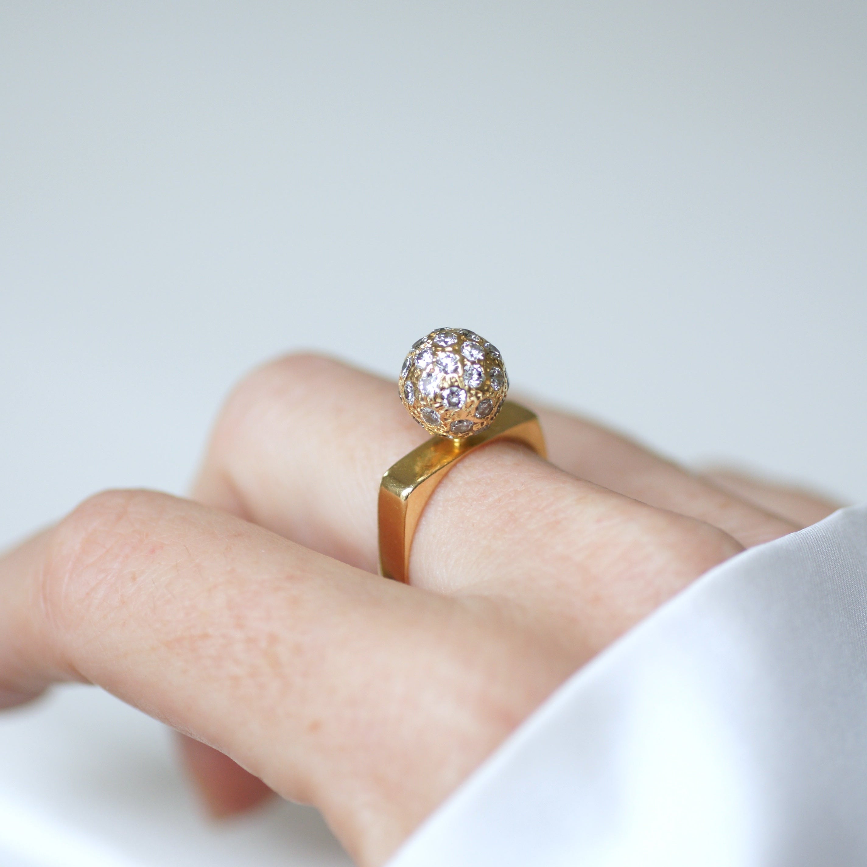 Ring DINH VAN in yellow gold and diamonds