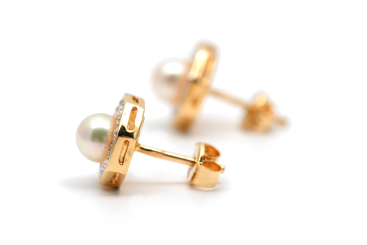 Boucles d'oreilles Puces en or jaune, perles et diamants