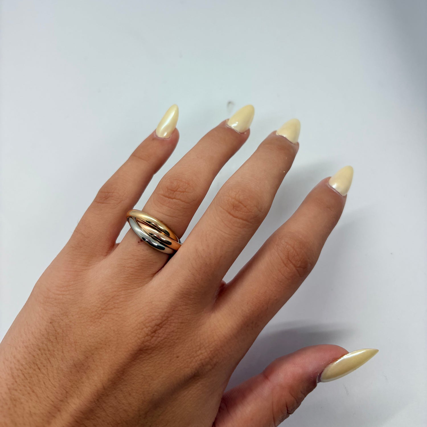 Wedding Band in White gold, Yellow gold, and Rose gold