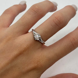 BULGARI "Incontro D'Amore" Solitaire Ring in platinum and diamonds