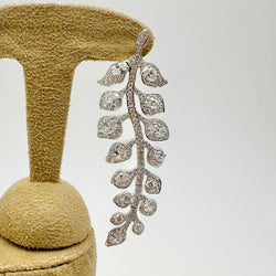 Boucles d'oreilles Pendantes en or blanc et diamants