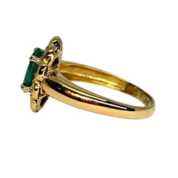 Marguerite Ring in Yellow Gold, Emerald, and Diamonds