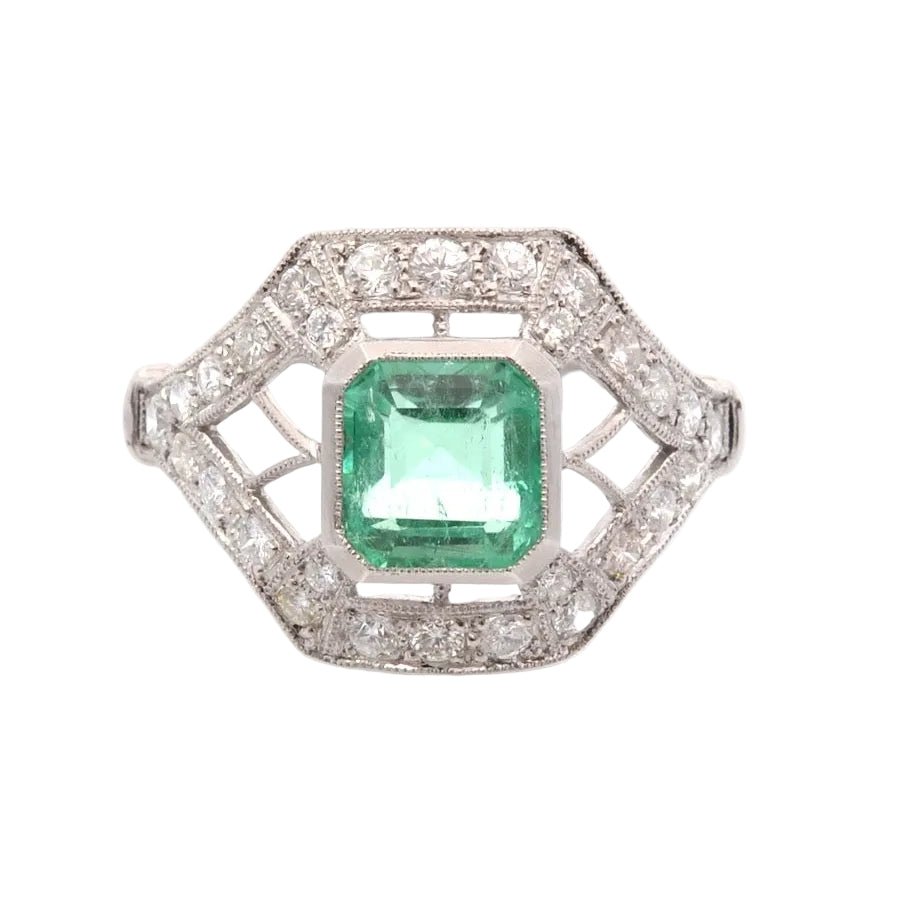 Ring art deco emerald and diamonds