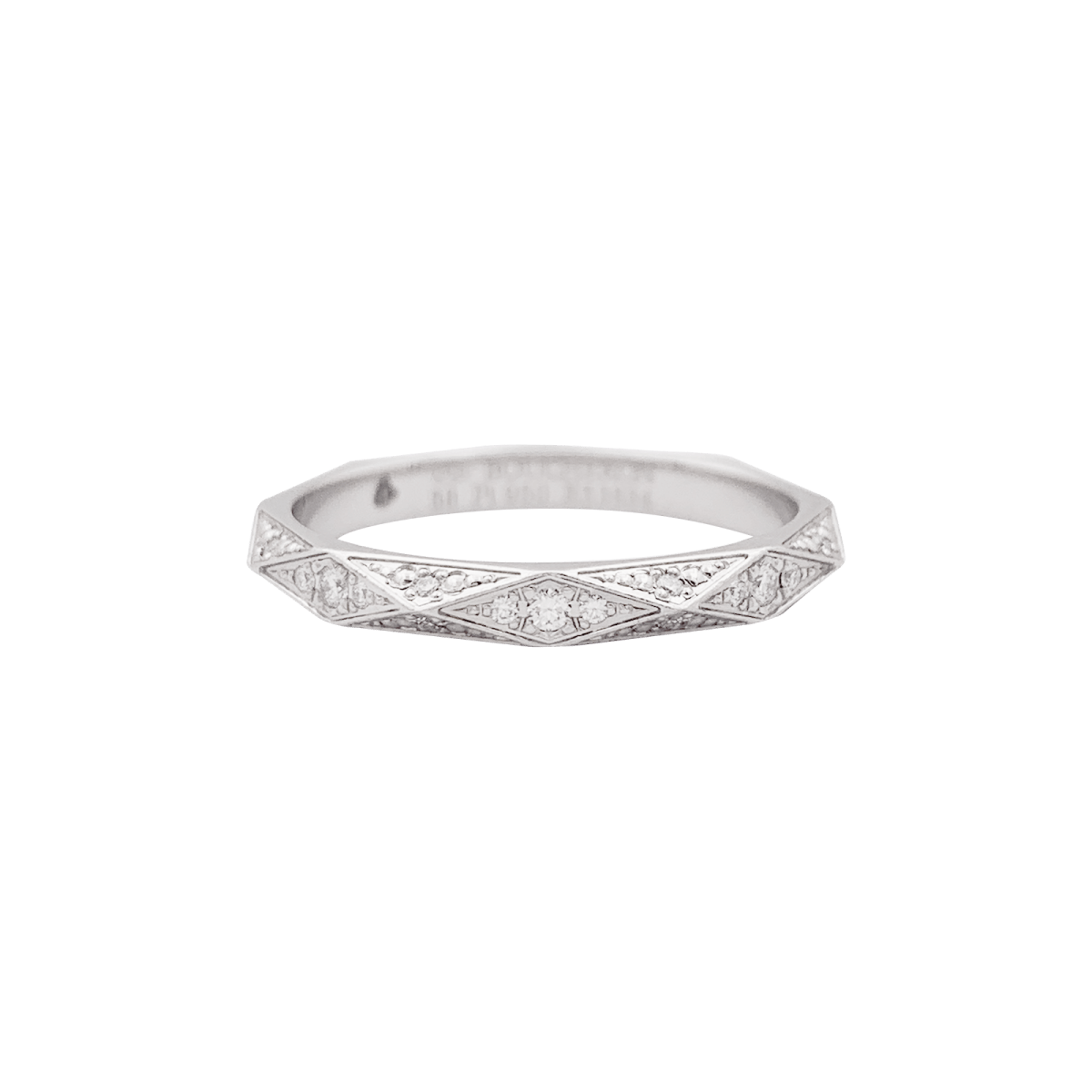 Bague Alliance BOUCHERON "Facette" en platine, diamants. - Castafiore