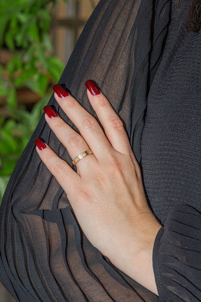 Bague Alliance CARTIER , "Love", en or jaune et Diamant - Castafiore