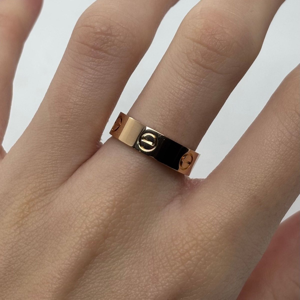 Bague Alliance CARTIER "Love" en or rose - Castafiore