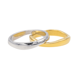 Bague Alliance CARTIER "Love Me" en or blanc et or jaune - Castafiore