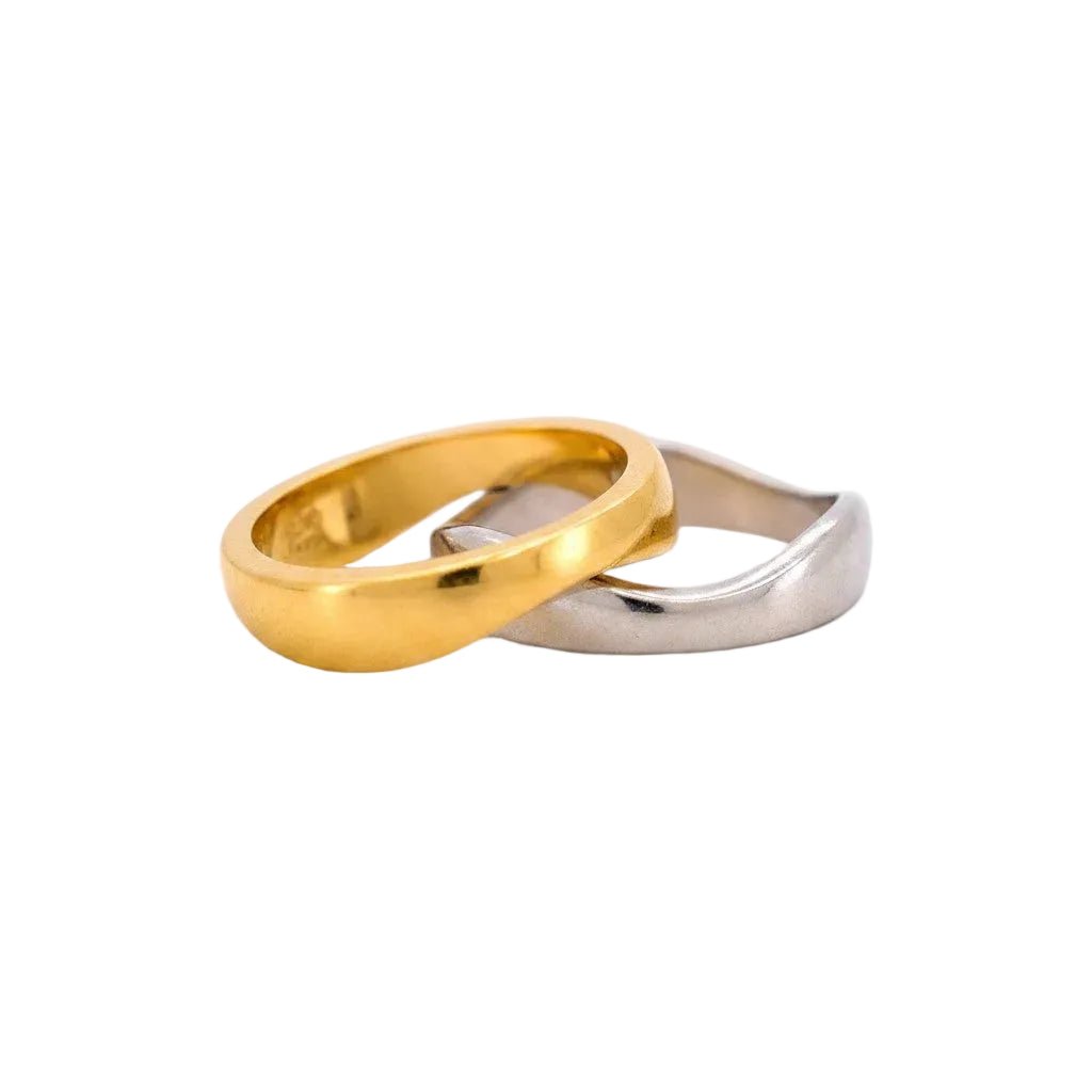 Bague Alliance CARTIER "Nouvelle Vague" en or blanc et or jaune - Castafiore
