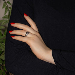 Bague Alliance CARTIER "Trinity" en or blanc - Castafiore