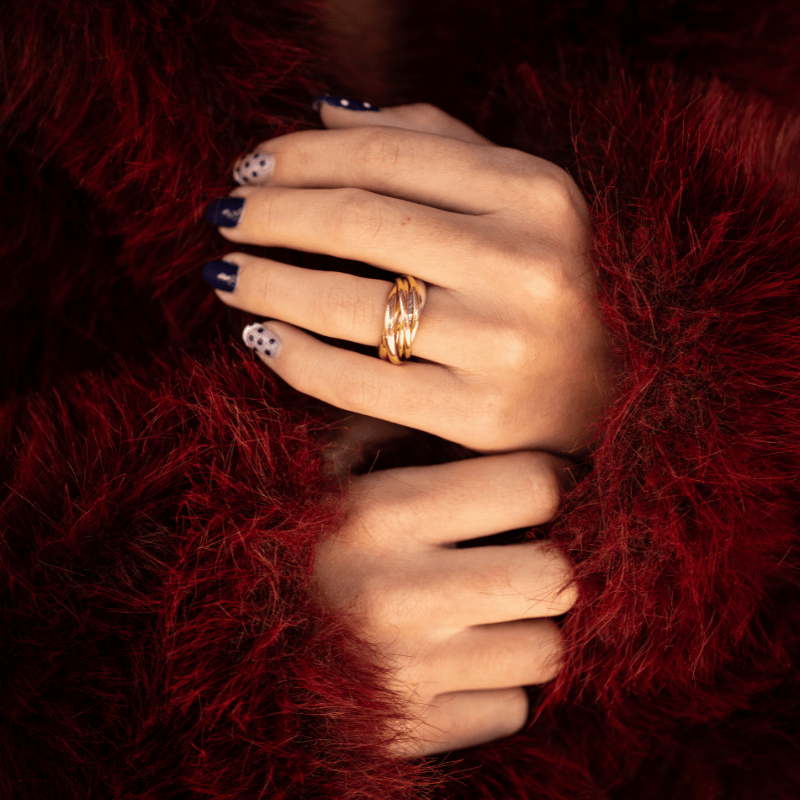 Bague Alliance CARTIER "Trinity" en or jaune, or blanc, or rose et diamant - Castafiore