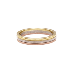 Cartier "Vendôme Louis Cartier" wedding ring, three golds.