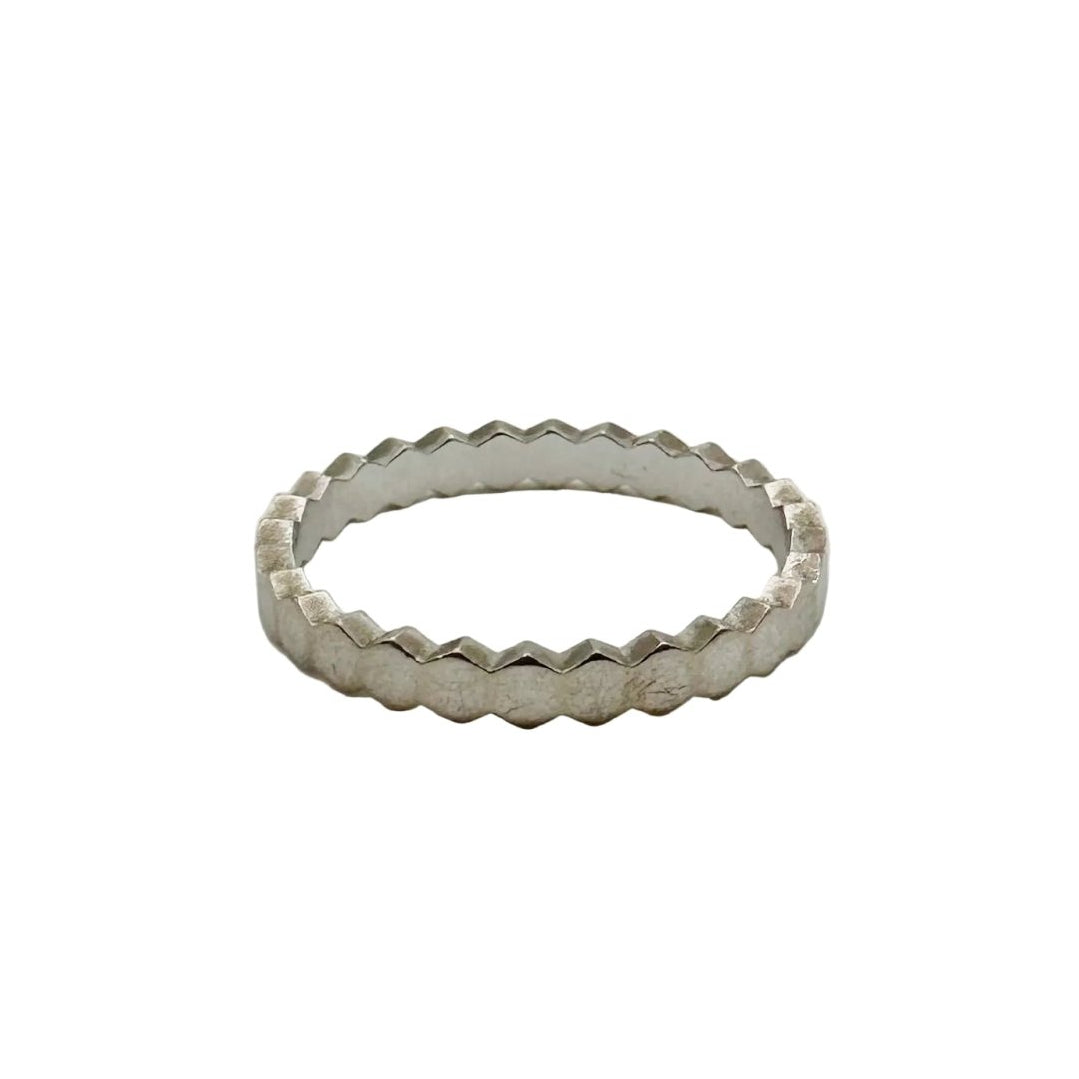 Bague Alliance CHAUMET "Bee" en or blanc - Castafiore