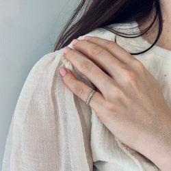 Bague Alliance demi - tour diamants en or jaune - Castafiore