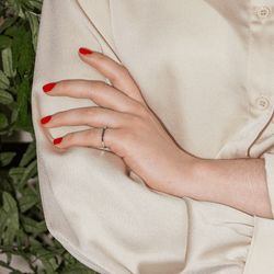 Bague Alliance DINH VAN "Carrée" en or blanc - Castafiore