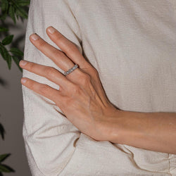 Bague Alliance en or blanc et diamants - Castafiore