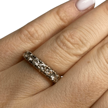 Bague Alliance en or blanc et diamants - Castafiore