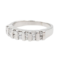 Bague Alliance en or blanc et diamants - Castafiore