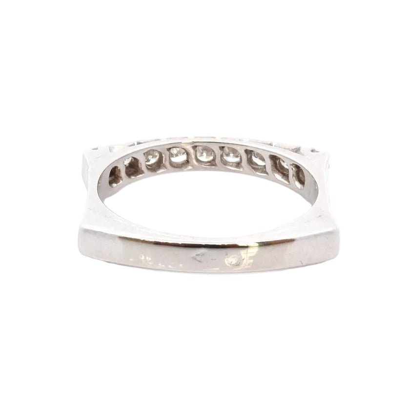 Ring diamonds in 18k gold
