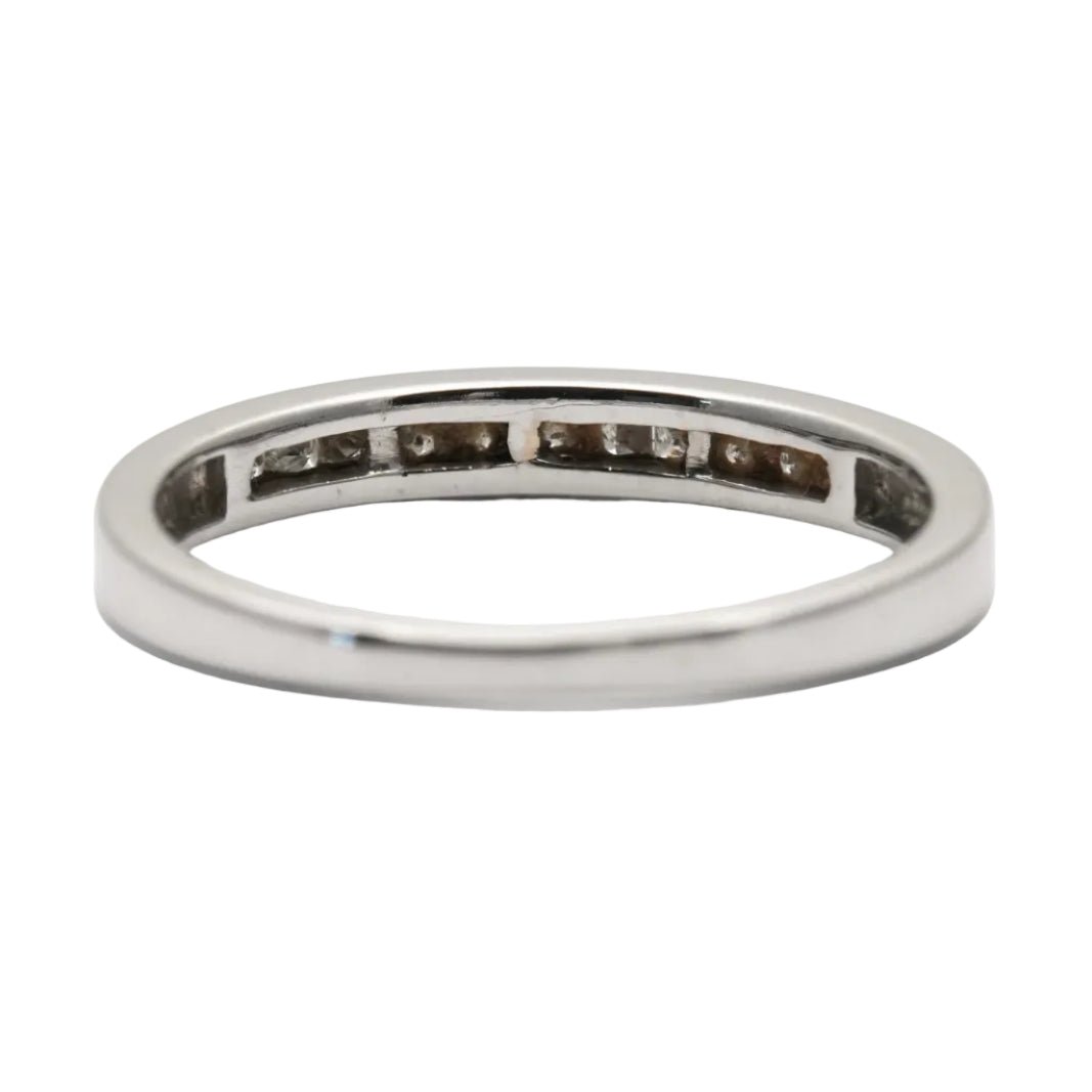 Bague Alliance en or blanc et diamants - Castafiore