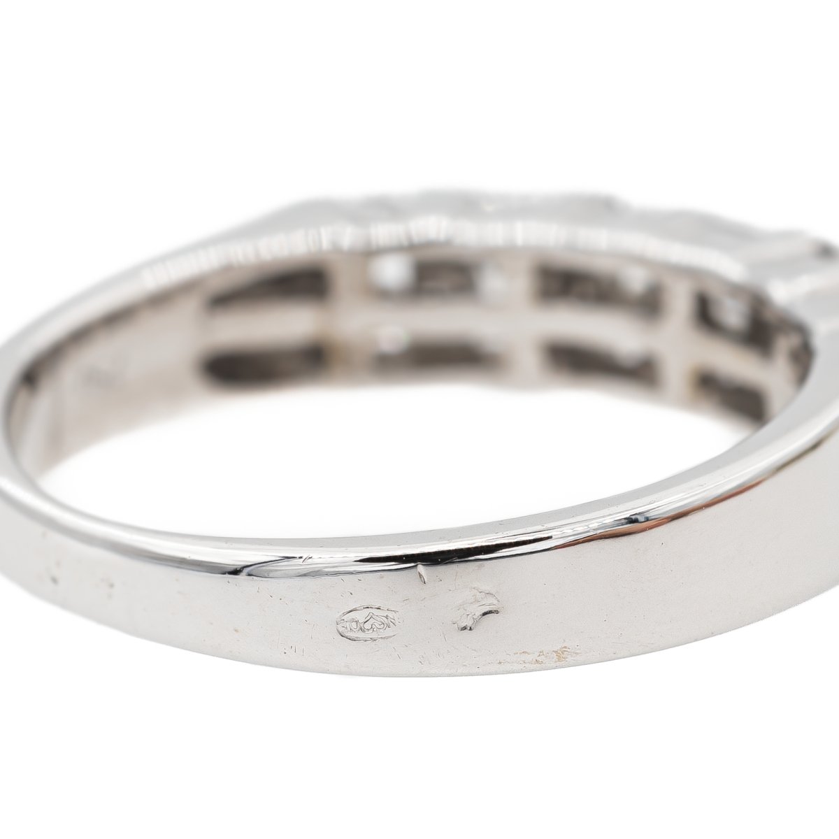 Bague Alliance en or blanc et diamants - Castafiore