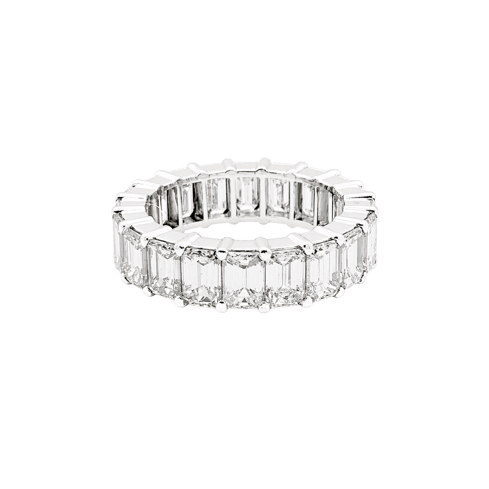 Ring alliance full tour in white gold, diamonds emerald cut.