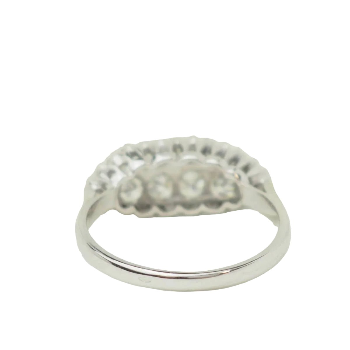 Bague Alliance en or blanc et diamants - Castafiore