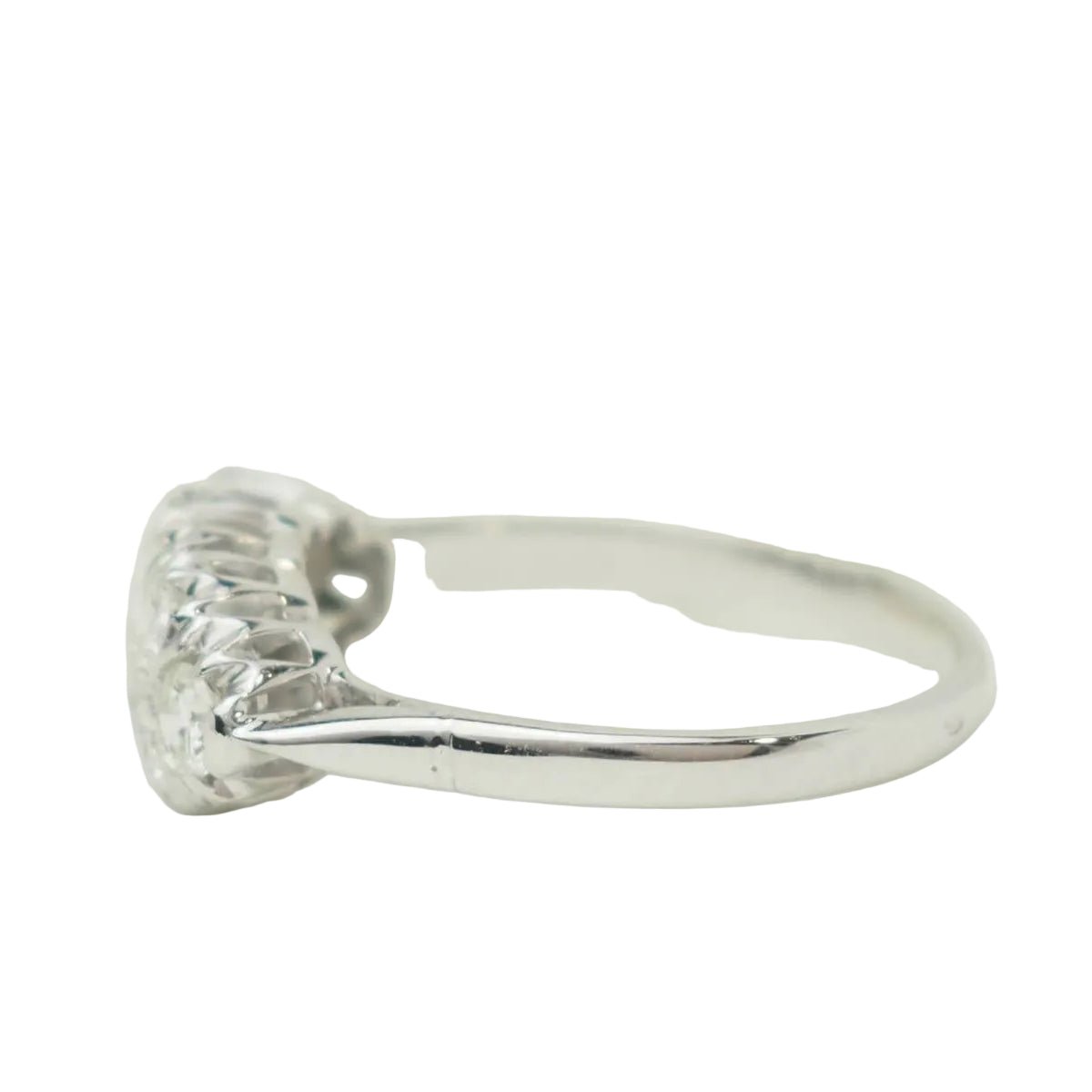 Bague Alliance en or blanc et diamants - Castafiore