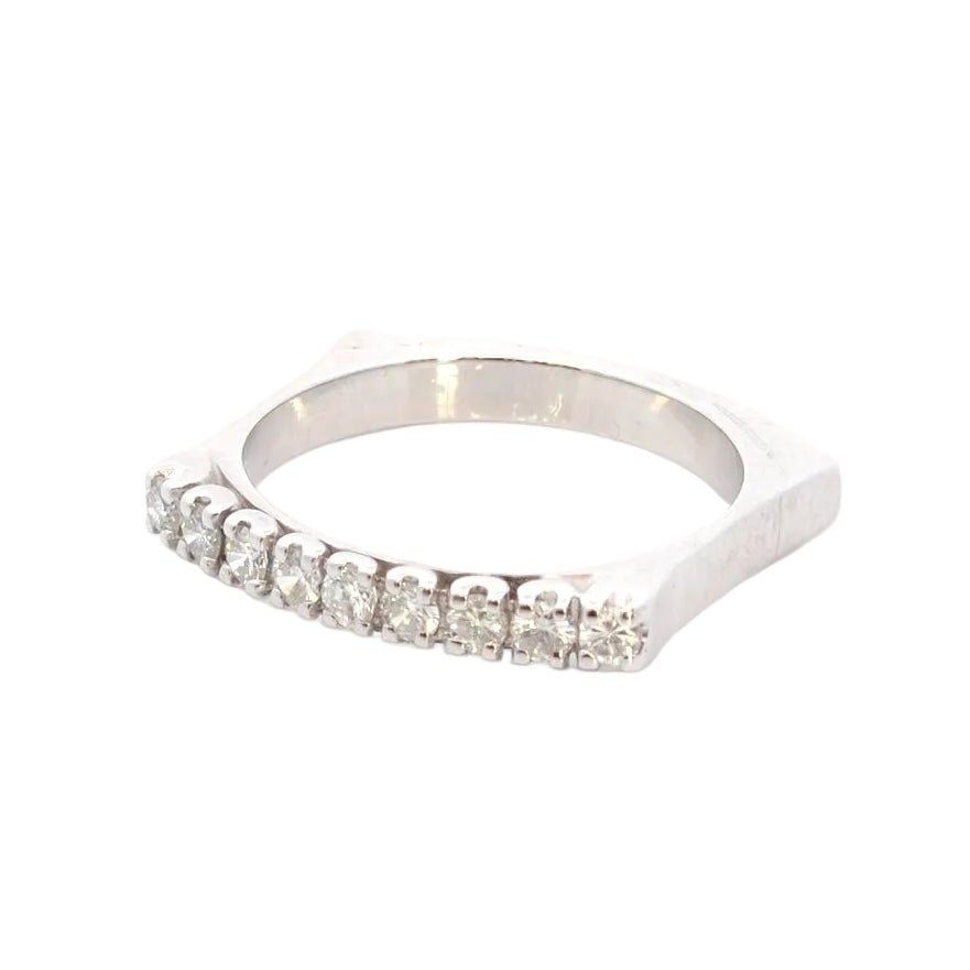 Ring diamonds in 18k gold