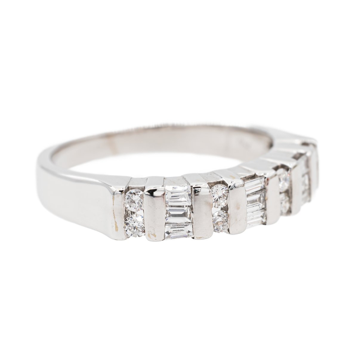 Bague Alliance en or blanc et diamants - Castafiore