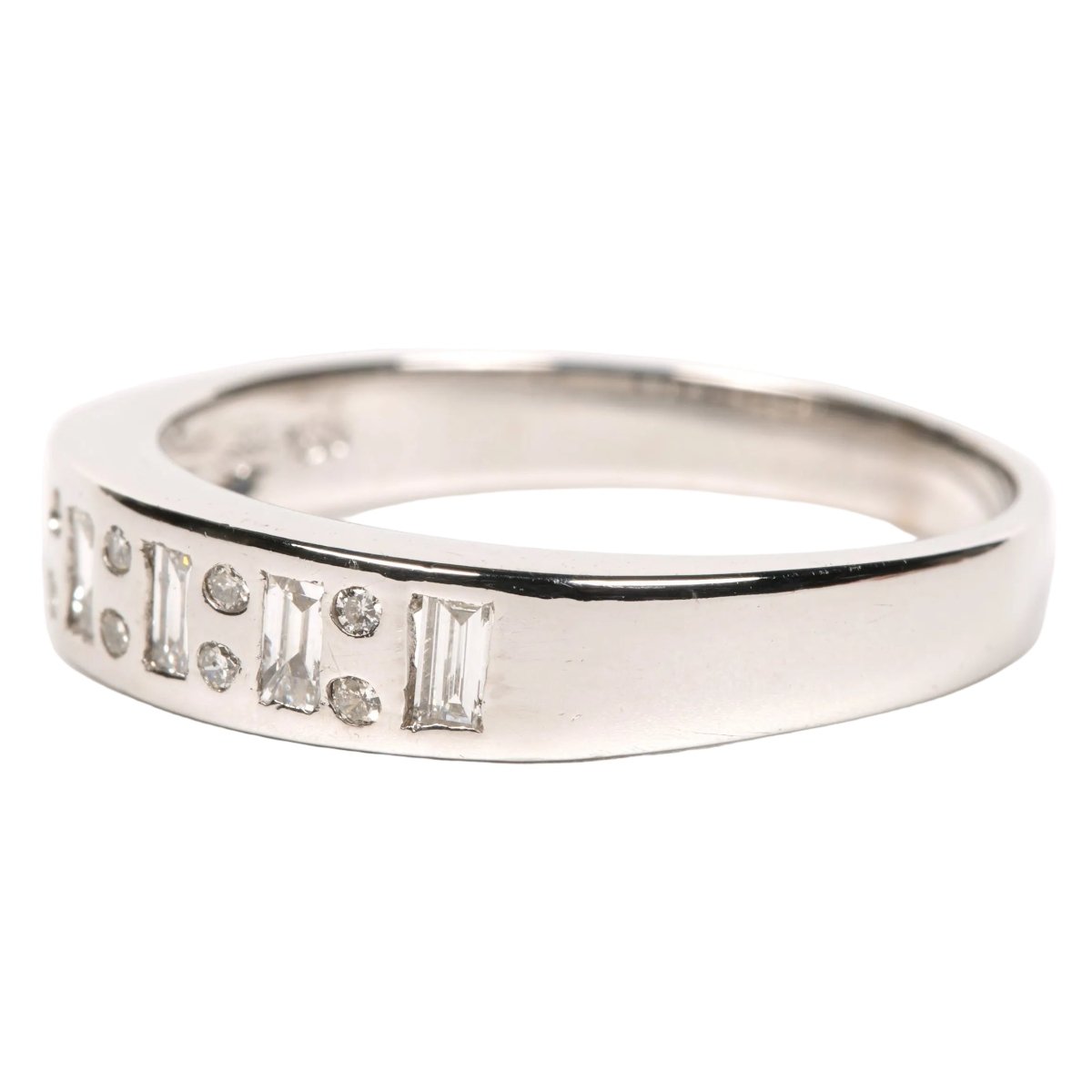 Bague Alliance en or blanc et diamants - Castafiore