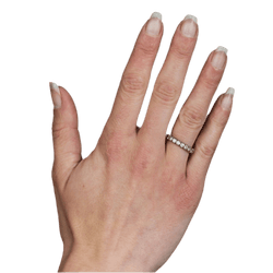 Bague Alliance en or blanc et diamants - Castafiore