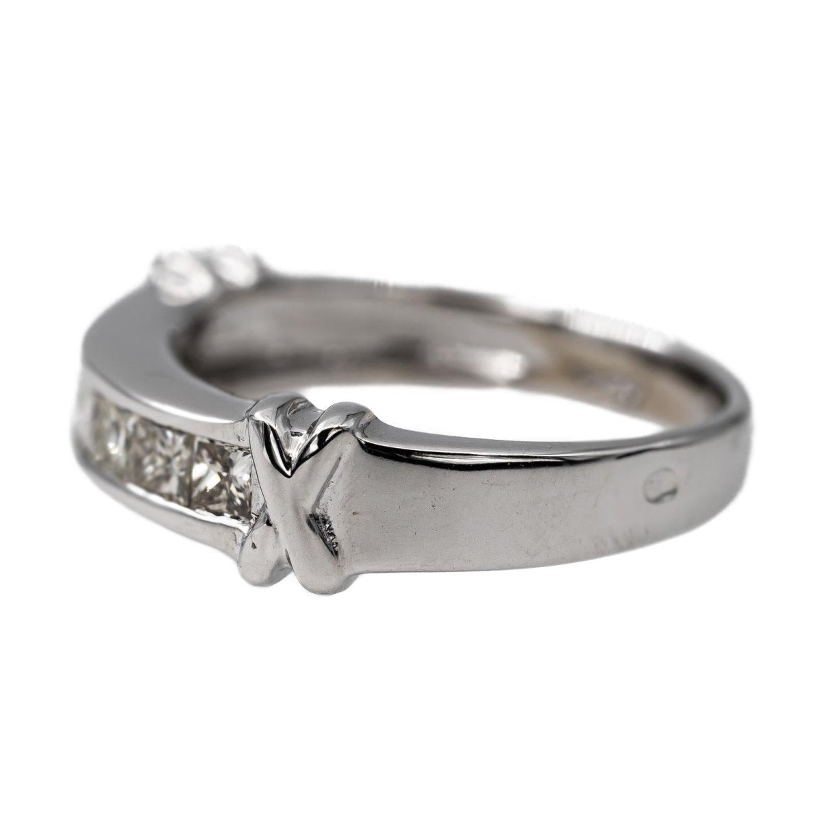 Bague Alliance en or blanc et diamants - Castafiore