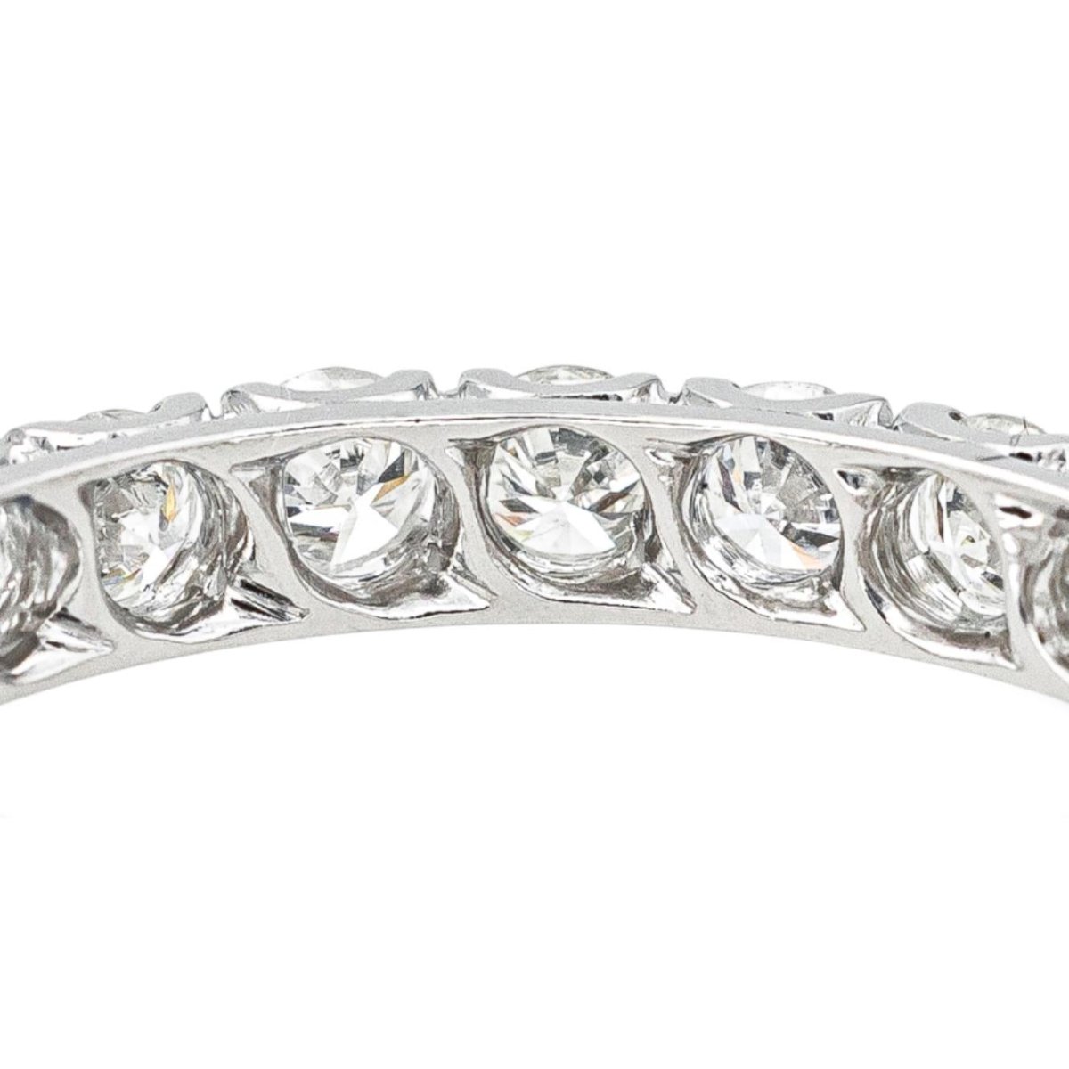 Bague Alliance en or blanc et diamants - Castafiore