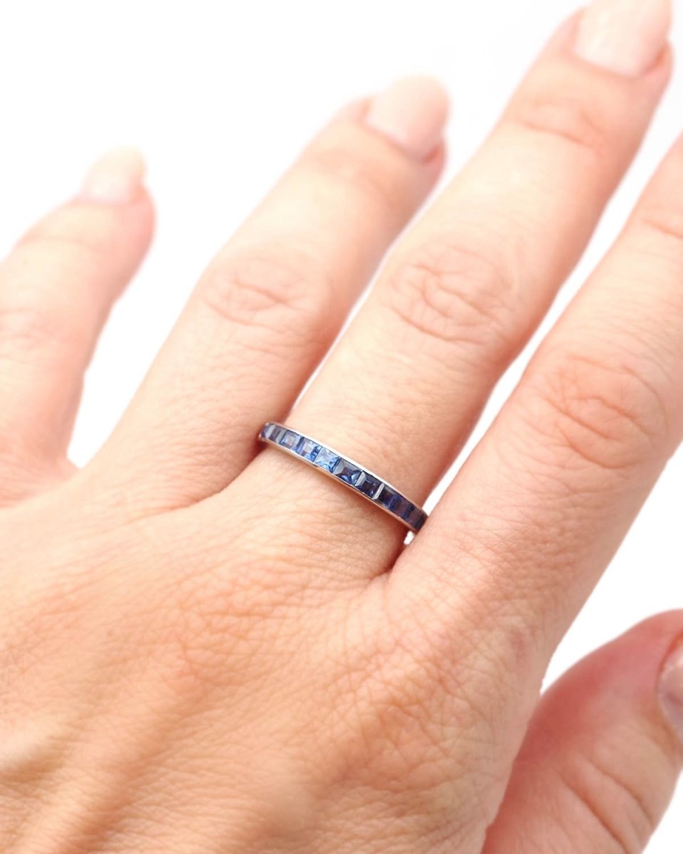 Bague Alliance en or blanc, platine et saphirs - Castafiore