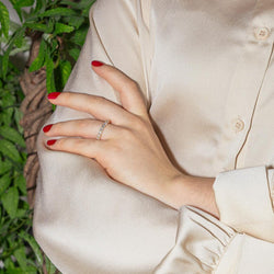 Bague Alliance en or jaune et diamants - Castafiore