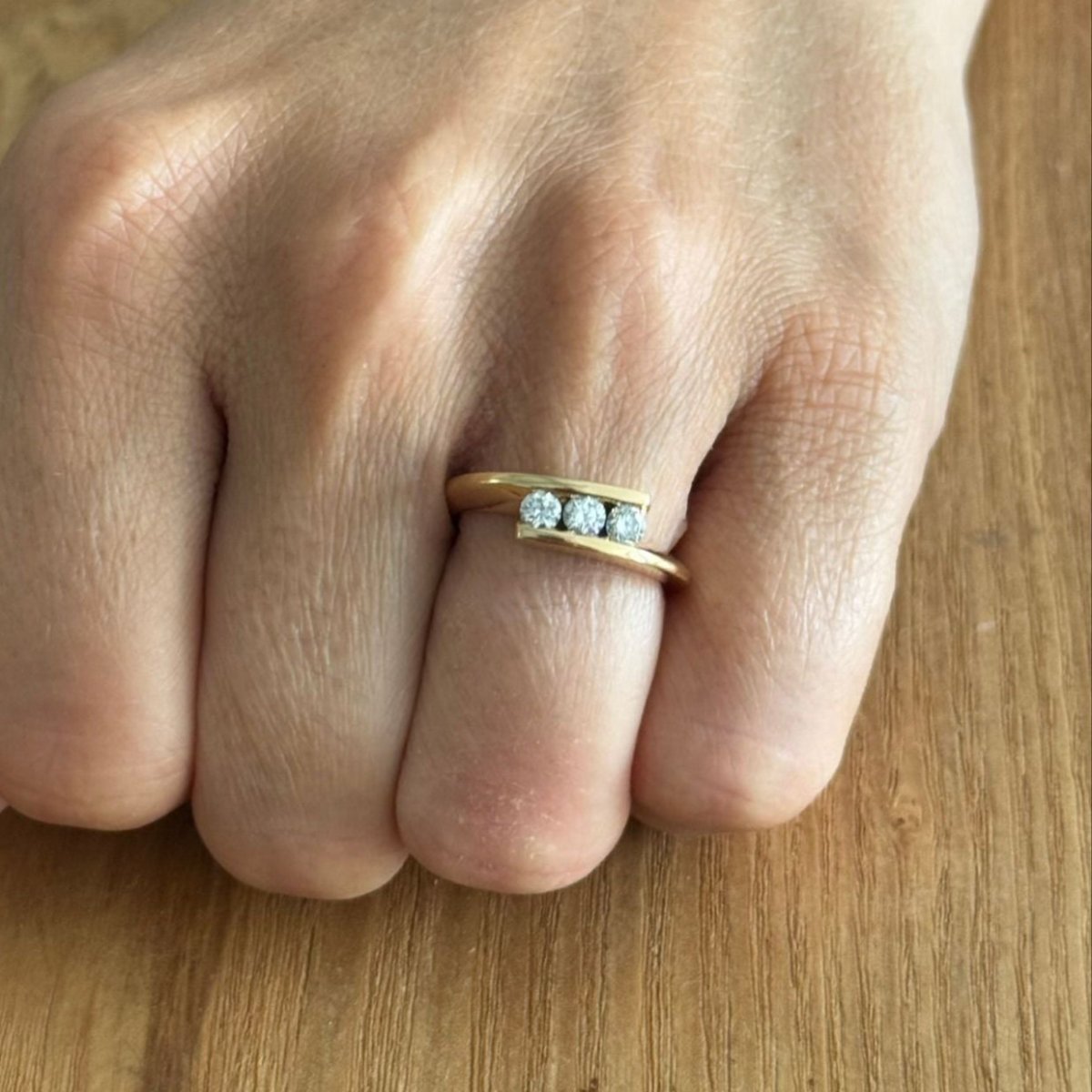 Bague Alliance en or jaune et diamants - Castafiore