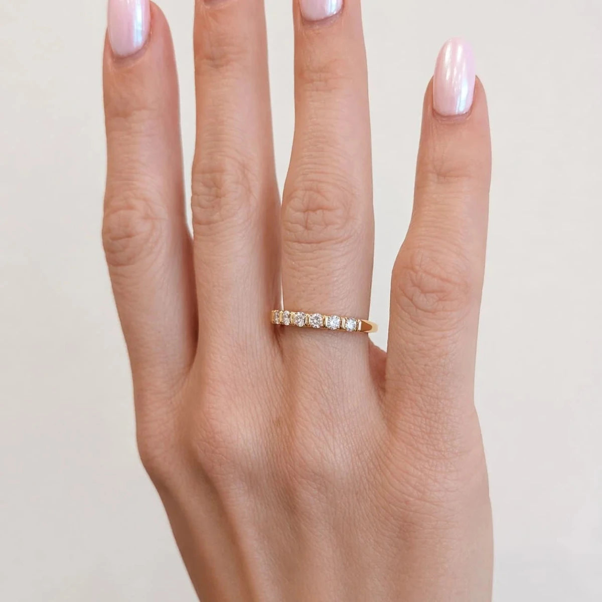 Bague Alliance en or jaune et diamants - Castafiore