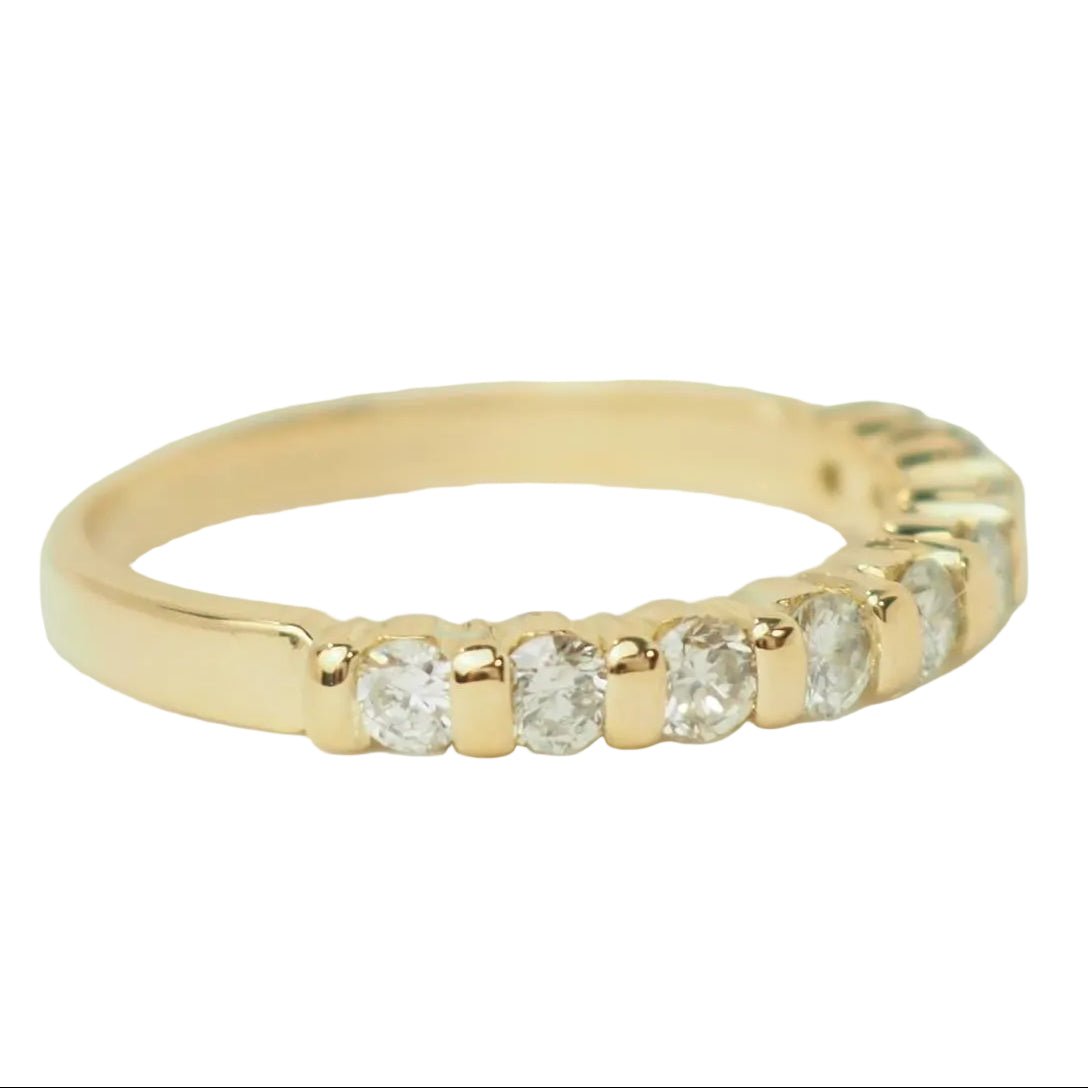 Bague Alliance en or jaune et diamants - Castafiore