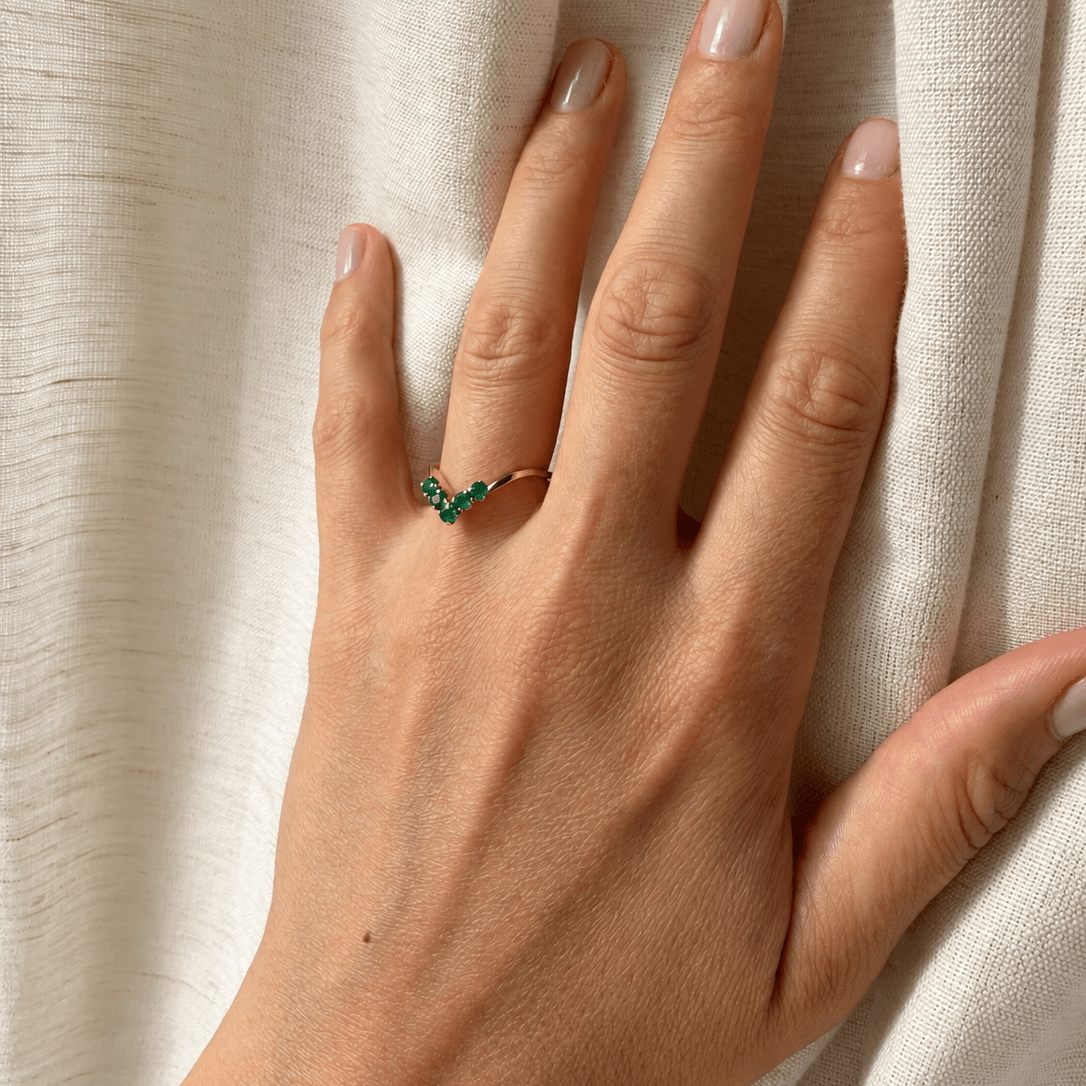 Bague Alliance en or jaune et émeraudes - Castafiore
