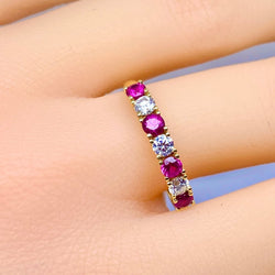 Bague Alliance en or jaune, rubis et diamants - Castafiore
